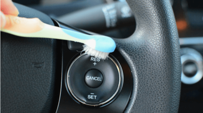 Use An Old Toothbrush To Solve Your Cleaning Problems