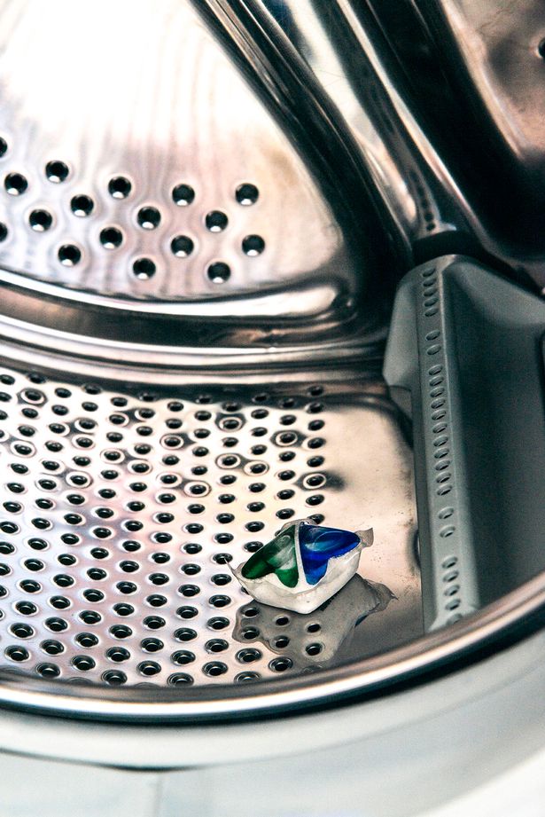 Maintain Your Washing Machine With Dishwasher Tablets