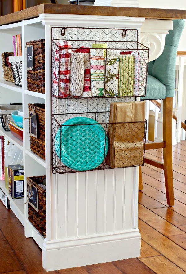 Store Your Extra Stuff With Wired Side Baskets