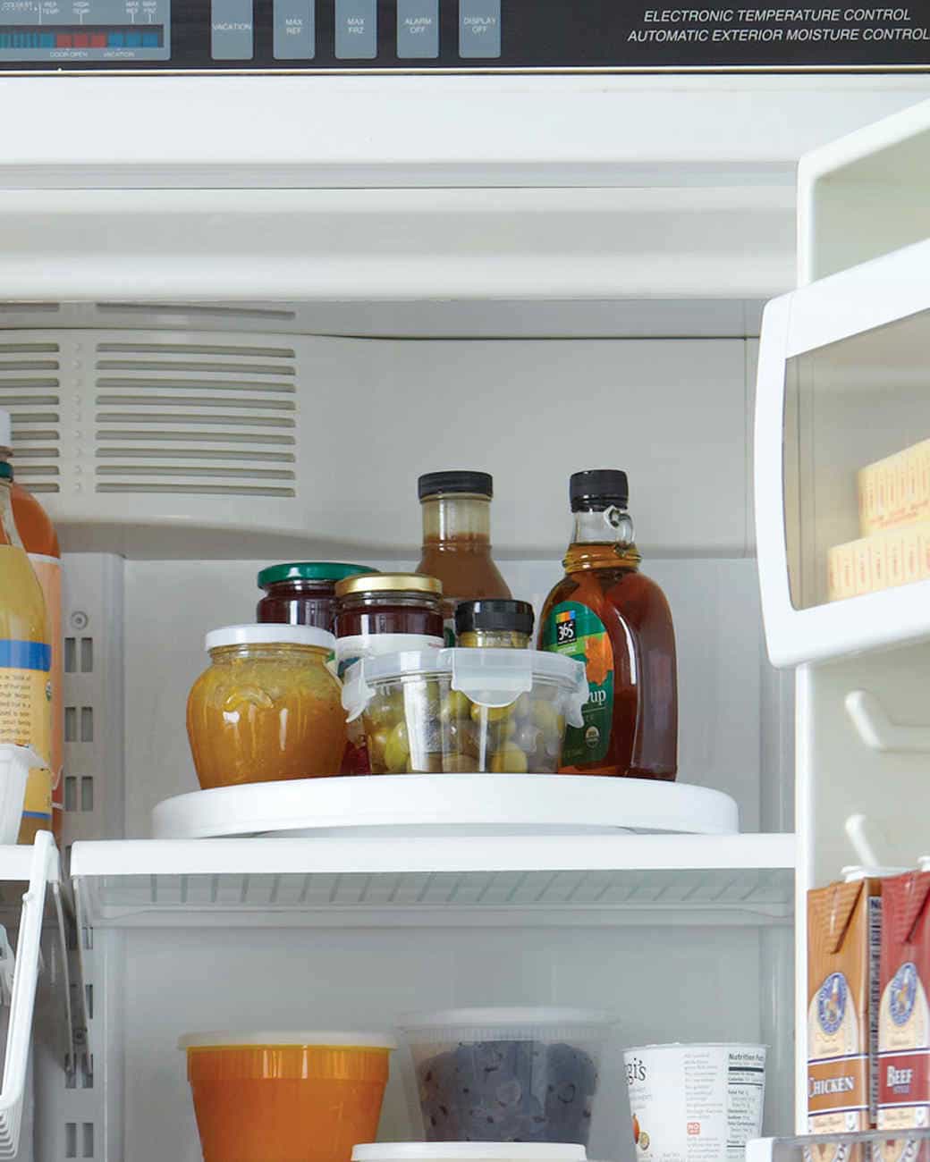 Lazy Susan To Organize Your Refrigerator